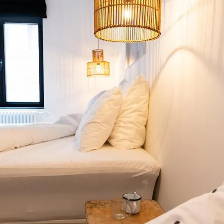 Espace 43 - Les 7 Hotel *