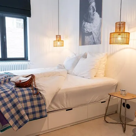 Espace 43 - Les 7 Hotel *