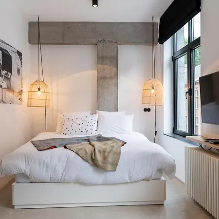 Espace 43 - Les 7 Hotel *