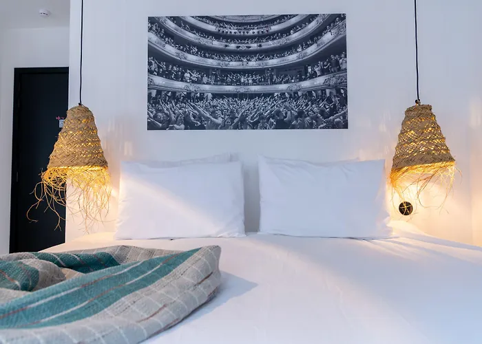 호텔 Espace 43 - Les 7 3*