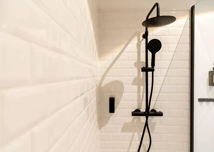 Espace 43 - Les 7 호텔